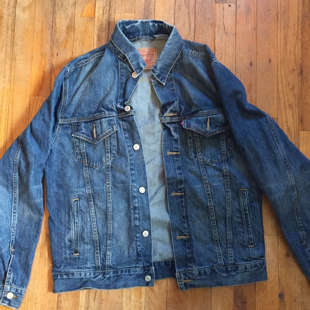 Levi’s denim jacket